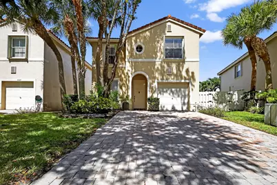 4451 Lake Lucerne Circle, West Palm Beach, FL 33409 - Photo 1