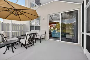 4451 Lake Lucerne Cir, West Palm Beach, FL 33409 - Photo 32