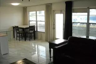 103 Greenbrier C, West Palm Beach, FL 33417 - Photo 8