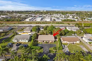 2631 NE 2nd Ave, Boca Raton, FL 33431 - Photo 32