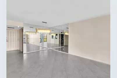 600 Parkview Drive, Unit #719, Hallandale Beach, FL 33009 - Photo 12