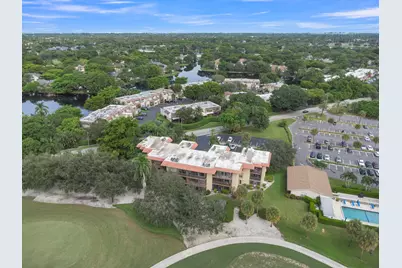 200 Jacaranda Country Club Dr, Unit #3C, Plantation, FL 33324 - Photo 26
