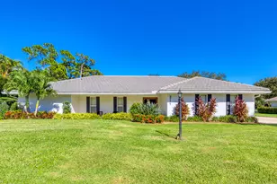 3771 SE Fairway W, Stuart, FL 34997 - Photo 10