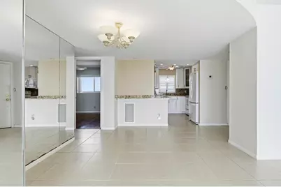 801 Lake Shore Drive, Unit #817, Lake Park, FL 33403 - Photo 8