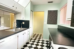 924 SW 9th St Cir, Boca Raton, FL 33486 - Photo 14