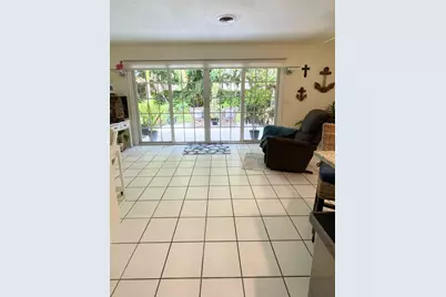 266 NE Wavecrest Way, Boca Raton, FL 33432 - Photo 12