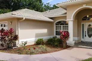 1698 SW Mockingbird Dr, Port Saint Lucie, FL 34986 - Photo 4