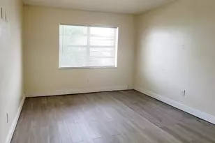 494 NW 165th St, Miami, FL 33169 - Photo 20