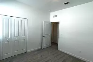 317 SE Crossoak Ln, Port Saint Lucie, FL 34984 - Photo 26