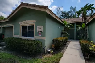 220 Crestwood Cir, Royal Palm Beach, FL 33411 - Photo 1