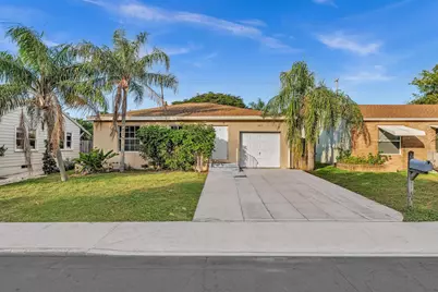 811 N B Street, Lake Worth Beach, FL 33460 - Photo 1