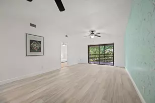 1210 SE Parkview Pl, Stuart, FL 34994 - Photo 8