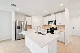 5461 Hampton Park Cir, Vero Beach, FL 32966 - Photo 1