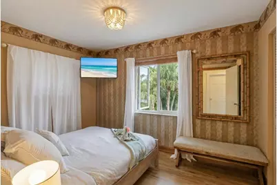 1905 Meadow Court, Palm Springs, FL 33406 - Photo 34