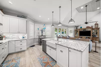 906 Dolphin Drive, Jupiter, FL 33458 - Photo 14