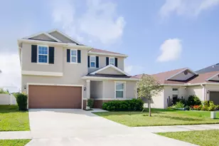 5600 NW Pine Trail Cir, Port Saint Lucie, FL 34983 - Photo 2
