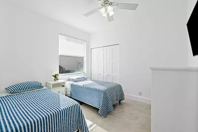 10605 Royal Caribbean Circle, Boynton Beach, FL 33437 - Photo 20