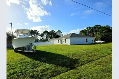 2772 SE Garfield Avenue, Port Saint Lucie, FL 34952 - Photo 2