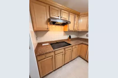 606 W 81st Street, Unit #111, Hialeah, FL 33014 - Photo 8
