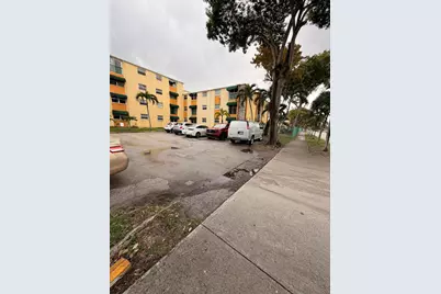 606 W 81st Street, Unit #111, Hialeah, FL 33014 - Photo 26