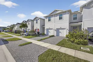 846 SE grovebush Ln, Port Saint Lucie, FL 34984 - Photo 2