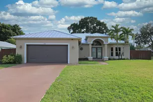 232 SE Verada Ave, Port Saint Lucie, FL 34983 - Photo 1
