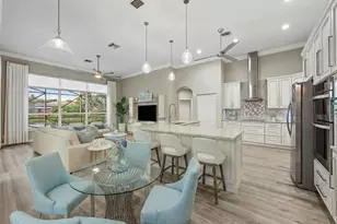 9790 SE Crape Myrtle Ct, Hobe Sound, FL 33455 - Photo 12