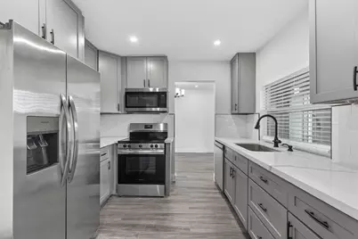 6101 NW 74th Avenue, Tamarac, FL 33321 - Photo 10