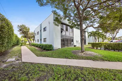15072 Ashland Place, Unit #124, Delray Beach, FL 33484 - Photo 16