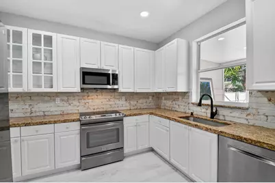 1605 E Classical Boulevard, Delray Beach, FL 33445 - Photo 18