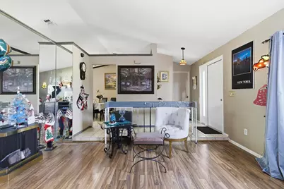 1132 SE Clifton Lane, Port Saint Lucie, FL 34983 - Photo 6