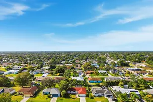 1132 SE Clifton Ln, Port Saint Lucie, FL 34983 - Photo 26