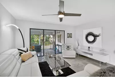 8310 Casa Del Lago, Unit #1B, Boca Raton, FL 33433 - Photo 12