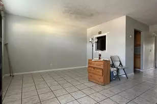 145 Berkshire G, West Palm Beach, FL 33417 - Photo 2