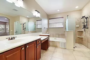 748 Cresta Cir, West Palm Beach, FL 33413 - Photo 20