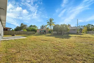 2518 SE Cooper Ln, Port Saint Lucie, FL 34984 - Photo 24
