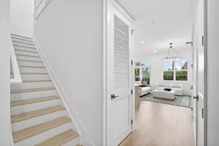125 Water Pointe Pl Pl Unit, Jupiter, FL 33477 - Photo 8