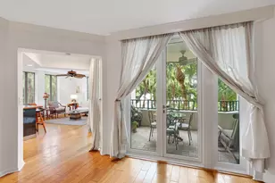 100 SE 5th Ave Unit, Boca Raton, FL 33432 - Photo 14