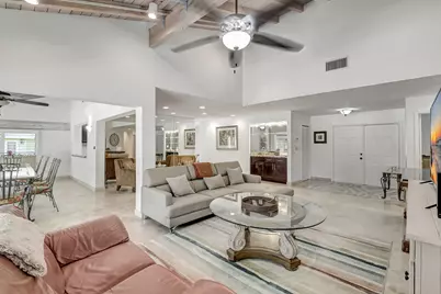 804 Foxpointe Circle, Delray Beach, FL 33445 - Photo 10