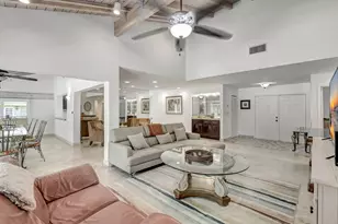 804 Foxpointe Cir, Delray Beach, FL 33445 - Photo 10