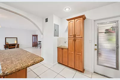 7 N Greenway, Unit #111, Royal Palm Beach, FL 33411 - Photo 6