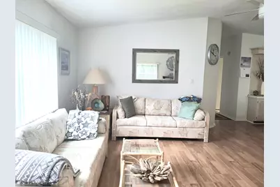 8504 Gallberry Circle, Port Saint Lucie, FL 34952 - Photo 12