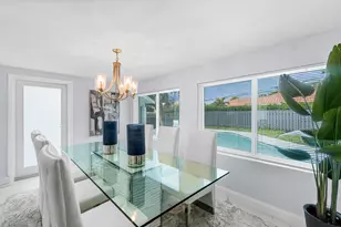 465 NW 11th St, Boca Raton, FL 33432 - Photo 14