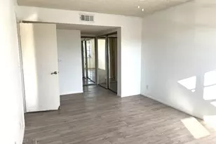 1552 SE Royal Green Cir, Port Saint Lucie, FL 34952 - Photo 10