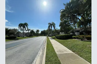 7 Amherst Court, Unit #A, Royal Palm Beach, FL 33411 - Photo 2