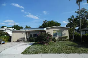 824 S F St, Lake Worth, FL 33460 - Photo 1