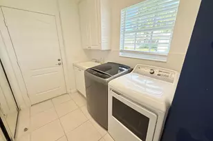 8270 Eleuthera Ln, Wellington, FL 33414 - Photo 22