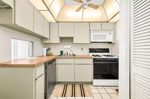 200 E Royal Palm Road Unit, Boca Raton, FL 33432 - Photo 8