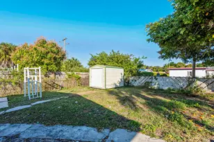 1349 9th St, West Palm Beach, FL 33401 - Photo 26