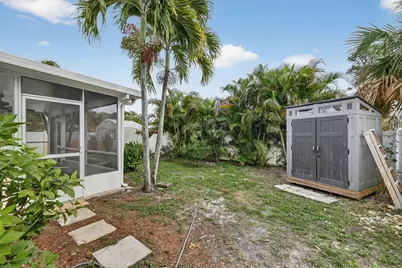 607 SE Cortez Avenue, Stuart, FL 34994 - Photo 24
